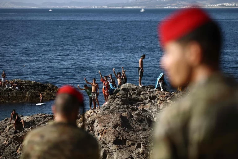 يجب اعتبار المغرب “شريكا استراتيجيا” لأوروبا من أجل سياسة شاملة للهجرة (خبير بلجيكي)