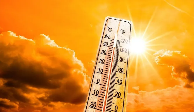 طقس الأربعاء.. أجواء حارة وزخات رعدية بهذه المناطق