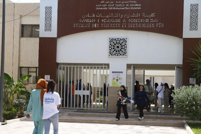 شبح ضياع الموسم الجامعي يلاحق الطلاب المغاربة برومانيا