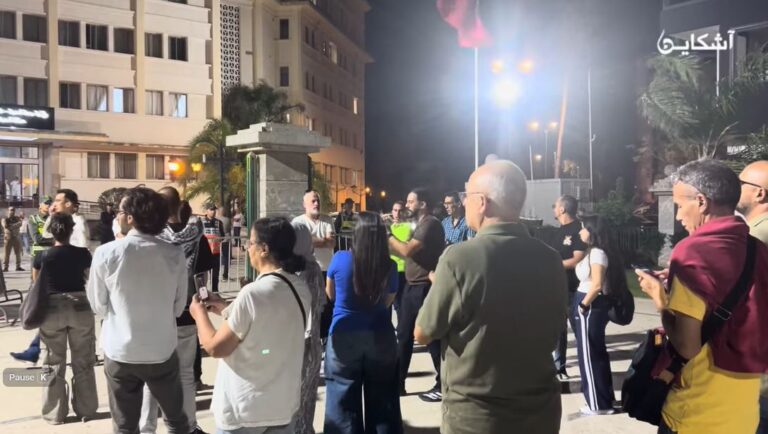 تحالف اليسار يحتج بطنجة ويطالب بإعادة الانتخابات عقب التجاوزات المرافقة للاقتراع (فيديو)