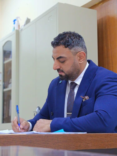 حسام عبد الحسين