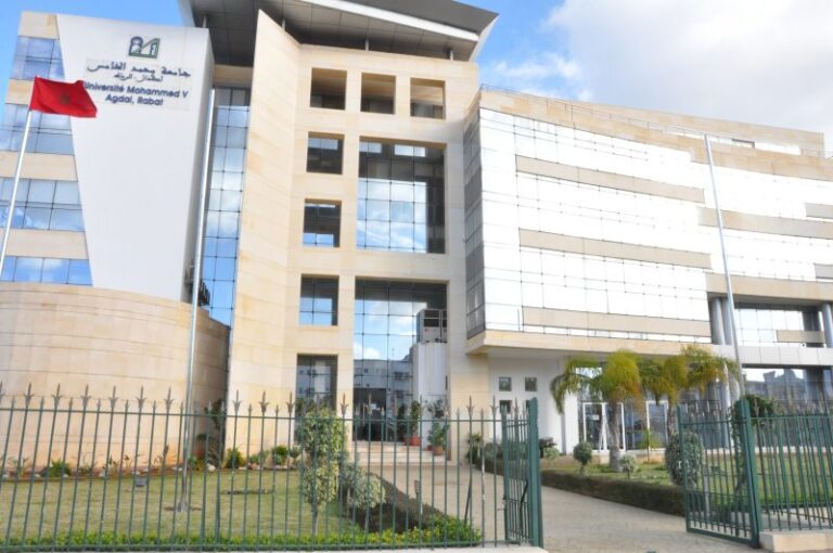 صدمة “لا أحد” تلاحق المترشحين لـ”الماستر” بالجامعات المغربية.. فما الأسباب؟