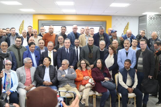 “التكتل الديمقراطي” يدين غياب الإشراك داخل “الحركة الشعبية” ويدعو للقاء أوزين
