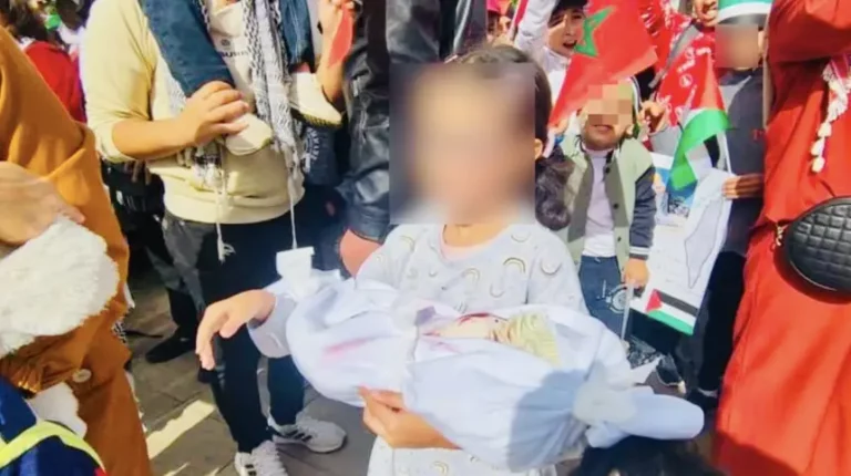 منظمة “ما تقيش ولدي” تهدد بالقضاء ضد متورطين في إقحام أطفال بوقفات مناهضة للتطبيع