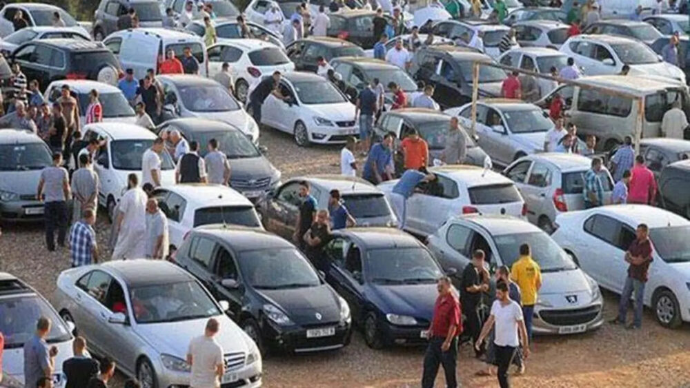 خبير اقتصادي يفكك أسباب قفزة أسعار السيارات بالمغرب